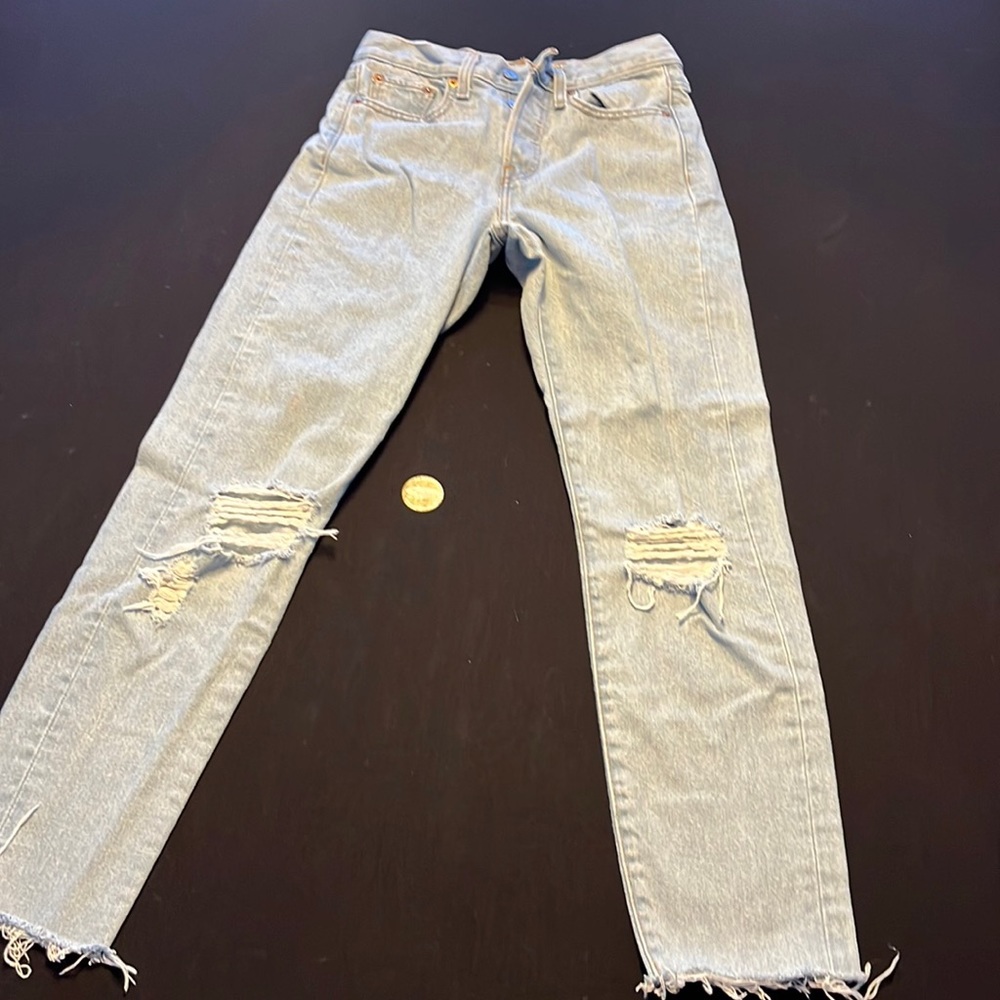 High rise light washed Levi jeans